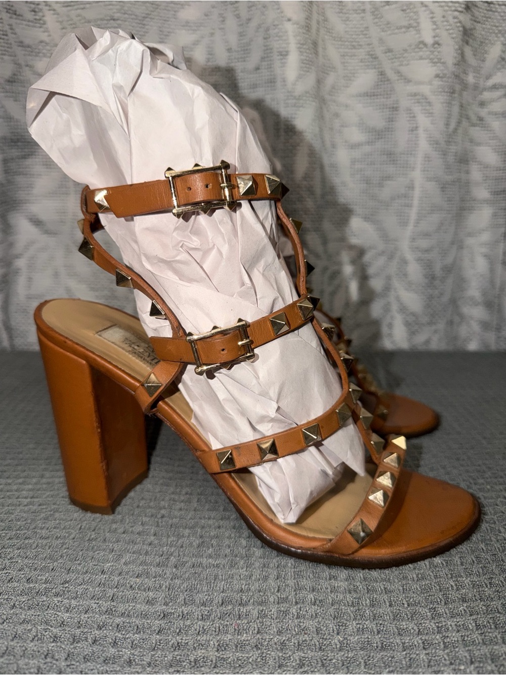 Valentino Garavani Rockstud Sandals Brown Leather Double Buckle 38 Size 7.5